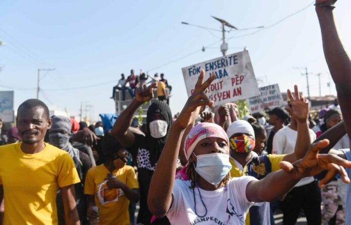 haiti-sube-salario-minimo-pero-sindicatos-descontentos-anuncian-mas-protestas