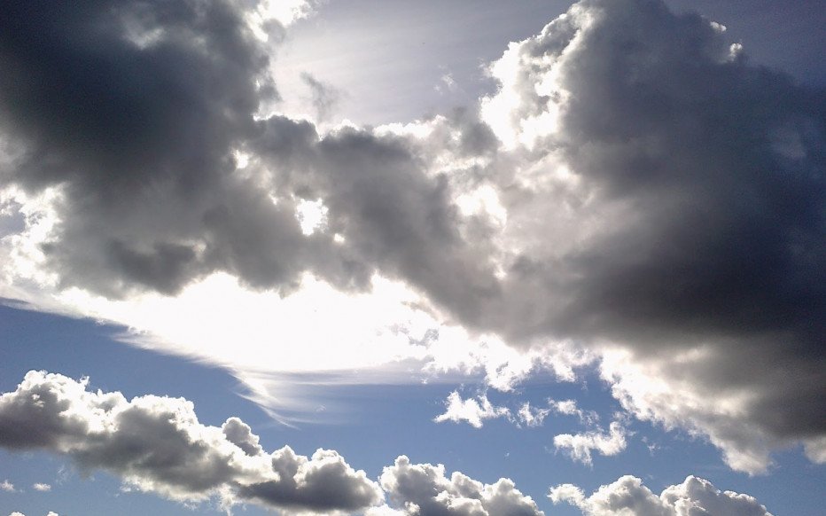 nubes-dispersas-y-aumento-de-lluvias-en-horas-de-la-tarde,-segun-onamet