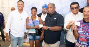 Gabinete de Política Social lleva amplia jornada de protección social al sector El Ciruelito en Santiago