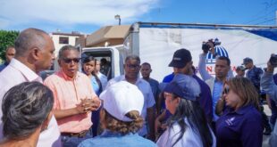 Familias residentes en La Cañada 30 de Mayo en Baní afectadas por el huracán Melissa aseguran Gobierno nunca se ha olvidado de ellos 