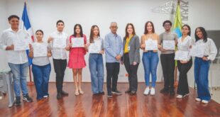 ETED fortalece su programa institucional de becas en apoyo a la juventud dominicana