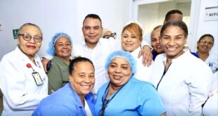 Dr. Julio Landrón felicita a las madres dominicanas en su día y reconoce su invaluable aporte a la sociedad