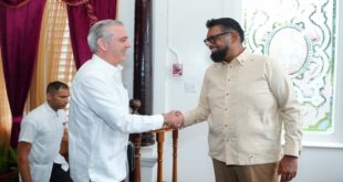 Presidente Abinader llega a la Casa de Gobierno de Guyana; sostendrá reunión bilateral con su homólogo Mohamed Irfaan Ali