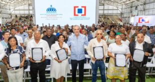 Presidente Abinader entrega 2,322 títulos de propiedad en Domingo Savio para beneficiar a más de 9,000 personas; garantiza seguridad jurídica y mayores oportunidades de desarrollo para sus familias