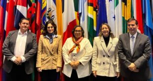 Ministra Gloria Reyes fortalece la cooperación social y de género durante agenda oficial en Chile